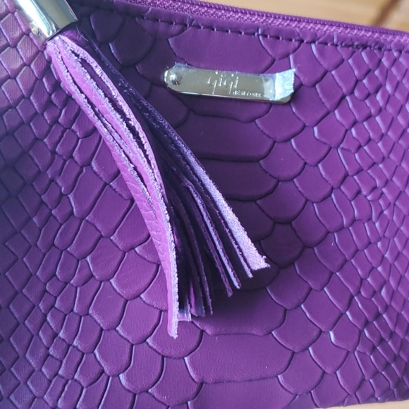 GiGi New York Wallet - Picture 2 of 2